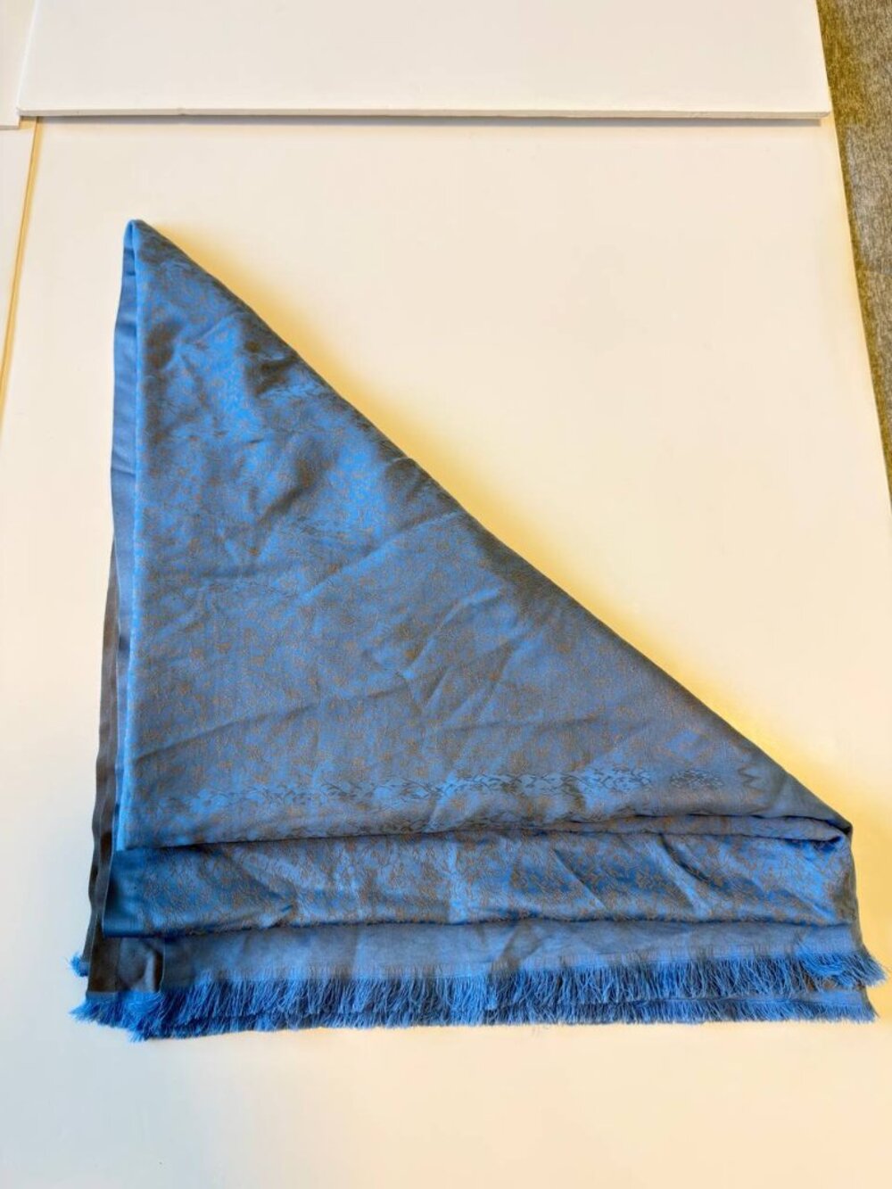 100% Pure Silk Jacquard Scarf – Made in Turkey